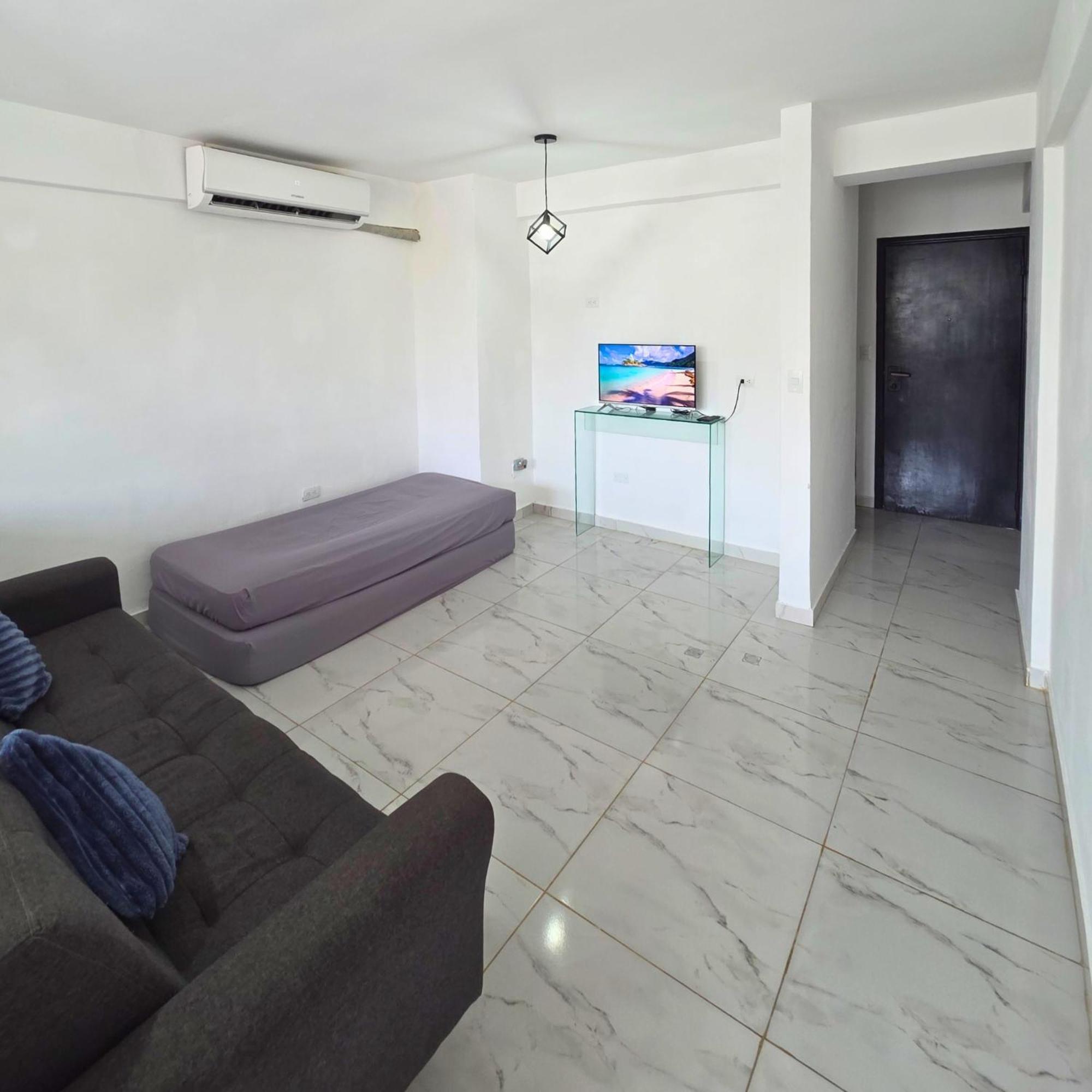 Tucacas, Frente Al Mar, Balcon, Piscina Y Playa Privada Apartment Exterior photo